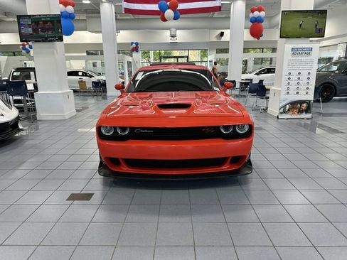 Used 2021 Dodge Challenger R/T Scat Pack RWD image 18
