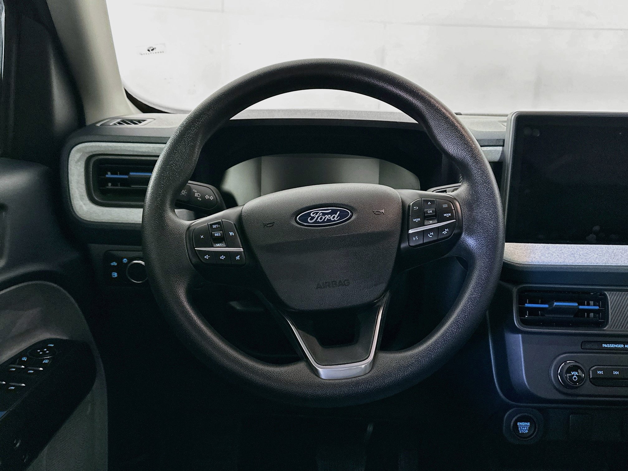 Used 2025 Ford Maverick XLT FWD image 18