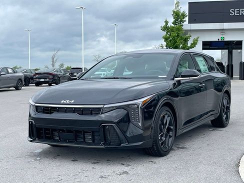 New 2026 Kia K4 GT-Line Turbo FWD image 3