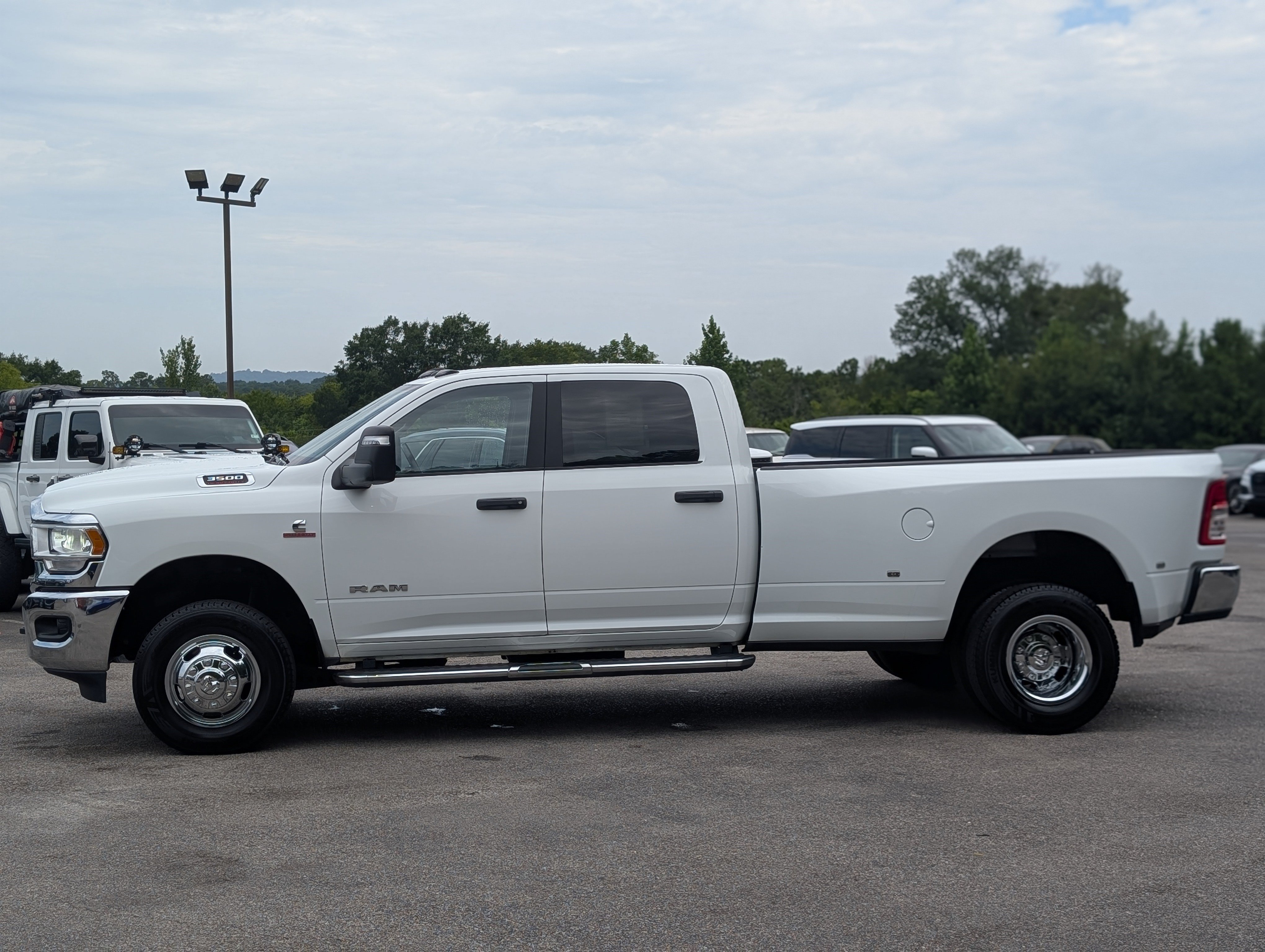 Used 2024 RAM 3500 Big Horn AWD/4WD image 6