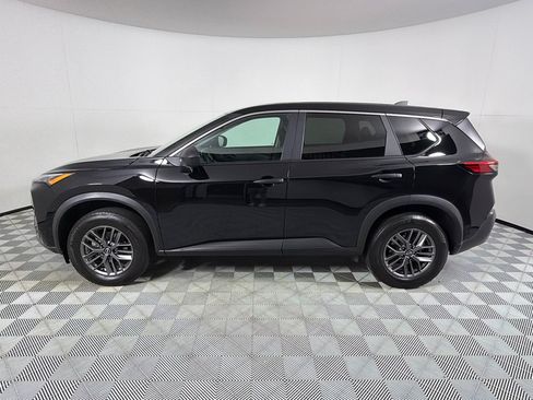 Used 2023 Nissan Rogue S AWD/4WD image 8