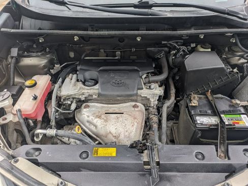 Used 2014 Toyota RAV4 XLE AWD/4WD image 20
