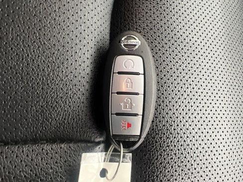 Certified 2022 Nissan Rogue Sport SL AWD/4WD image 25