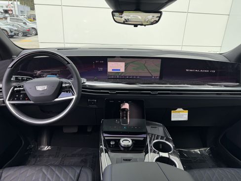 New 2025 Cadillac Escalade IQ Sport 1 w/ Smart Trailering package image 20