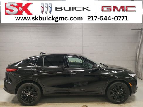 New 2026 Buick Envista Sport Touring image 1