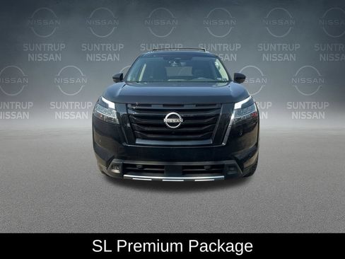 Used 2024 Nissan Pathfinder SL w/ SL Premium Package AWD/4WD image 11