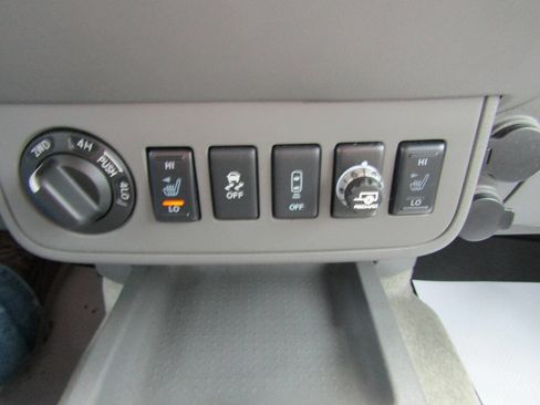 Used 2016 Nissan Frontier SV w/ SV Value Truck Package image 14