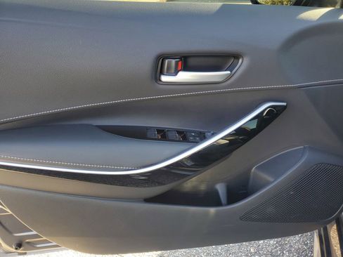 Used 2025 Toyota Corolla XSE image 10