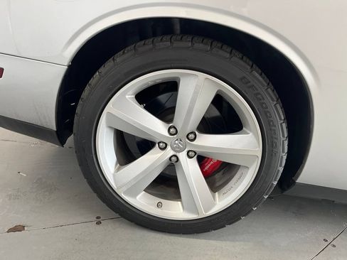 Used 2009 Dodge Challenger SRT8 w/ SRT Option Group II RWD image 16