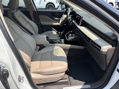 Used 2021 Lincoln Corsair Reserve AWD/4WD image 14