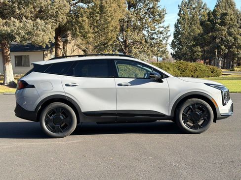 New 2026 Kia Sportage X-Line image 3