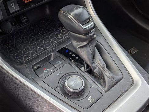 Used 2019 Toyota RAV4 XSE image 12