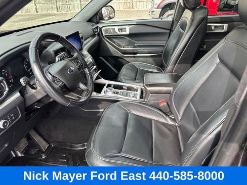 Used 2020 Ford Explorer XLT w/ Equipment Group 202A image 31
