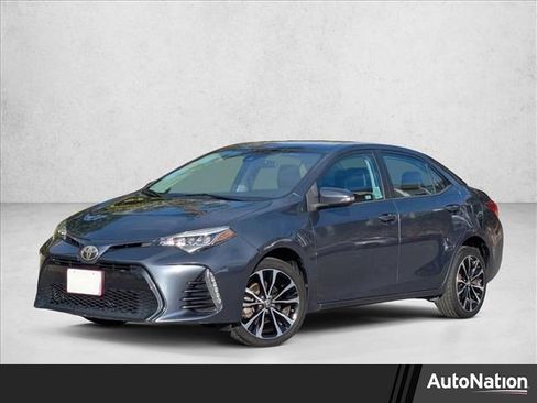 Used 2018 Toyota Corolla SE image 1