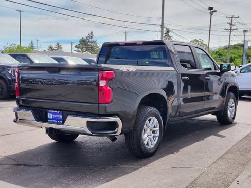 Used 2021 Chevrolet Silverado 1500 LT AWD/4WD image 5