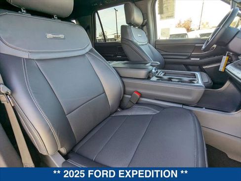 New 2025 Ford Expedition Platinum w/ Stealth Performance Package image 20