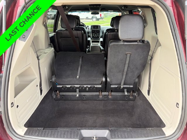 Used 2019 Dodge Grand Caravan SXT FWD image 25