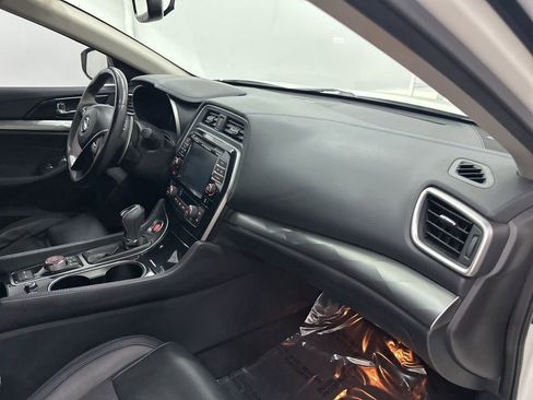 Used 2017 Nissan Maxima SR w/ Midnight Edition image 26