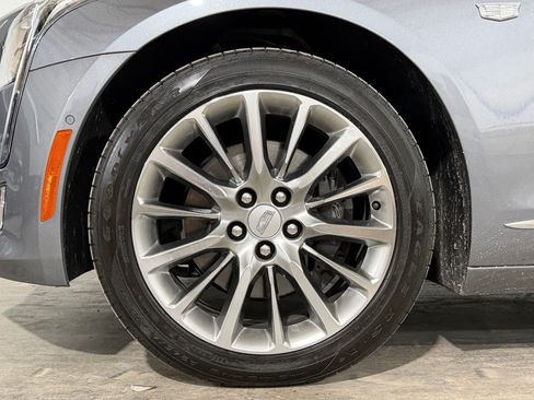 Used 2018 Cadillac CT6 Luxury AWD/4WD image 10