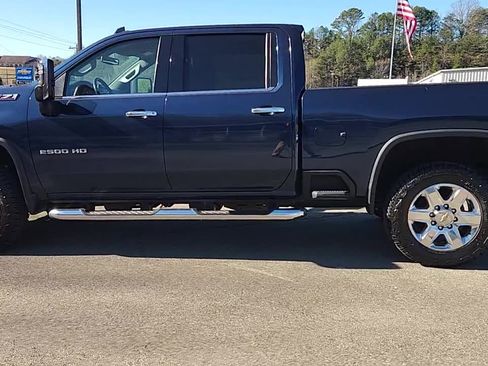 Used 2023 Chevrolet Silverado 2500 LTZ w/ LTZ Plus Package image 5