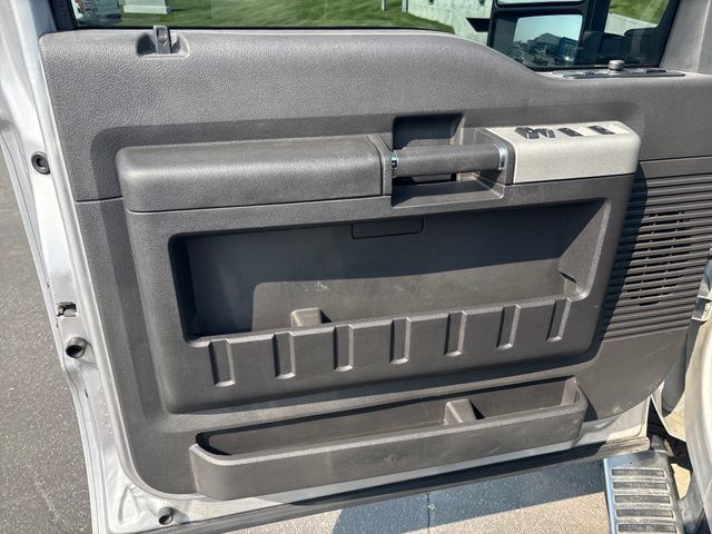 Used 2014 Ford F350 Lariat AWD/4WD image 10