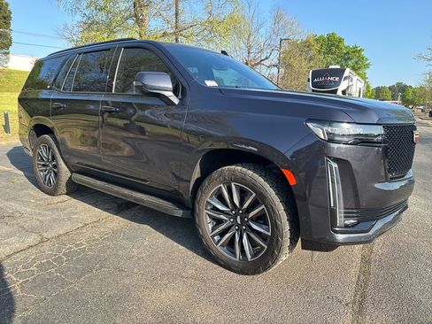 Used 2024 Cadillac Escalade Sport Platinum AWD/4WD image 1