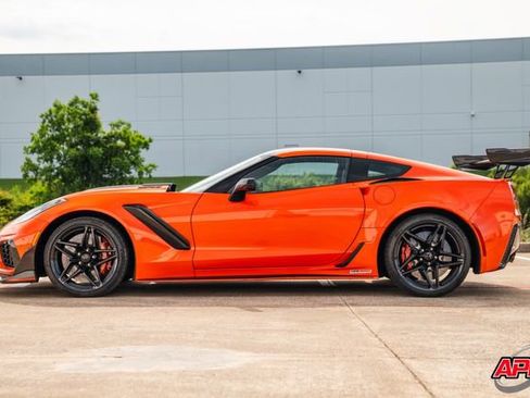 Used 2019 Chevrolet Corvette ZR1 RWD image 75