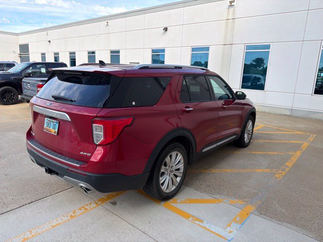 Certified 2022 Ford Explorer Limited w/ Equipment Group 301A AWD/4WD image 3