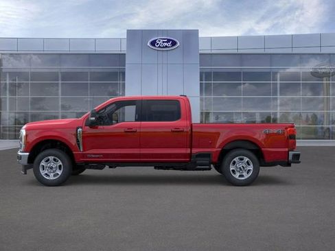 New 2026 Ford F250 XLT w/ XLT Premium Package AWD/4WD image 3