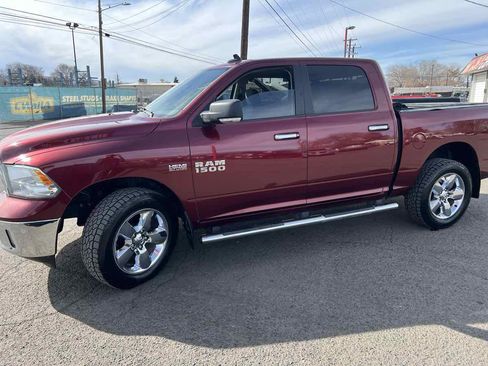 Used 2016 RAM 1500 Big Horn AWD/4WD image 3