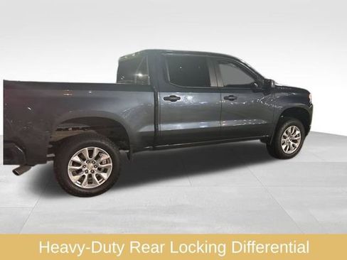Used 2019 Chevrolet Silverado 1500 Custom w/ Trailering Package image 19