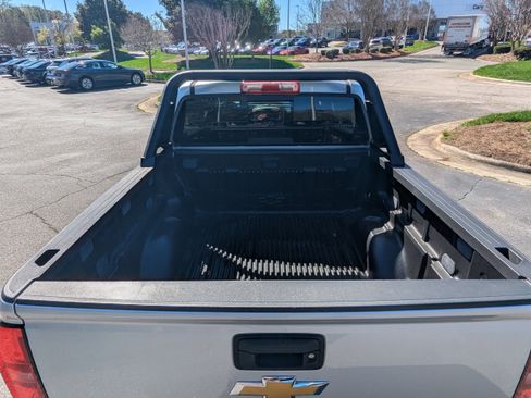 Used 2018 Chevrolet Colorado LT w/ LT Convenience Package image 26