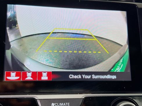 Used 2019 Honda Civic Sport image 19