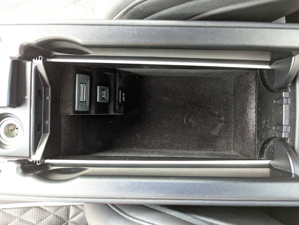 Used 2016 Mercedes-Benz SL 63 AMG image 33