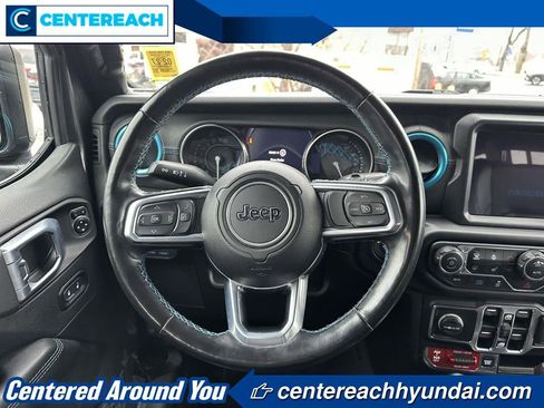 Used 2021 Jeep Wrangler Unlimited Rubicon 4xe w/ Cold Weather Group AWD/4WD image 12