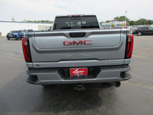 Used 2024 GMC Sierra 2500 Denali w/ Denali Reserve Package AWD/4WD image 7