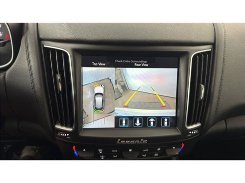 Used 2019 Maserati Levante S AWD/4WD image 37