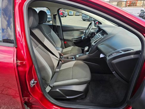 Used 2013 Ford Focus SE w/ Interior Protection Pkg image 11