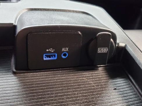 Used 2017 RAM 1500 Laramie AWD/4WD image 27