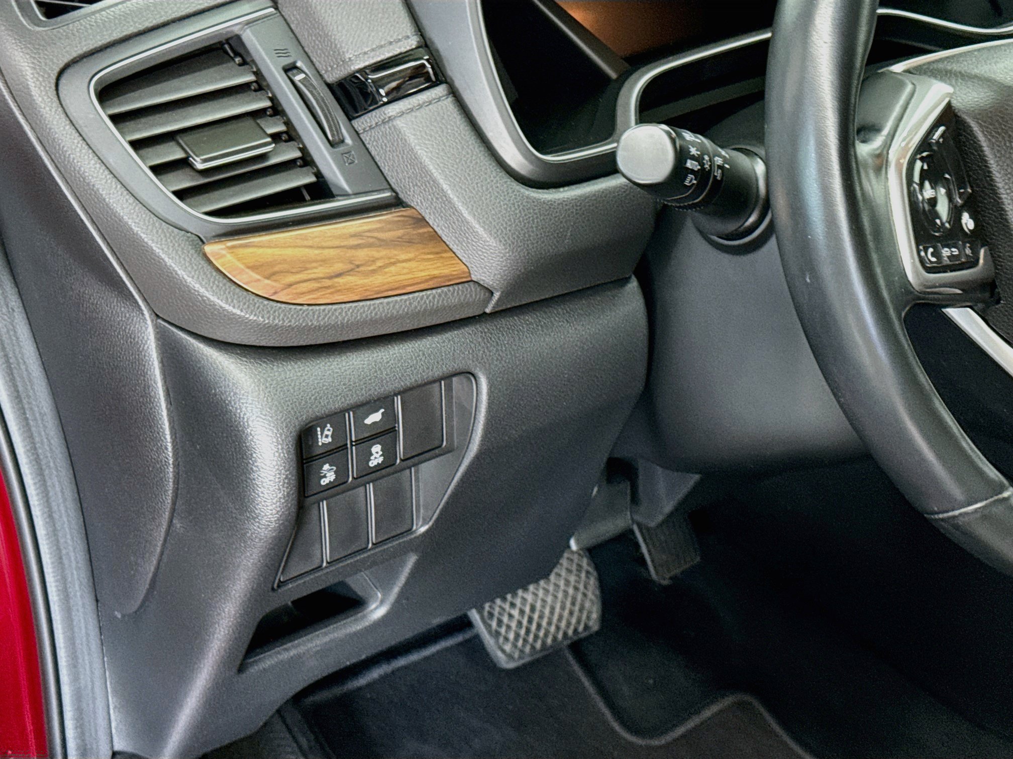 Used 2020 Honda CR-V Touring image 17