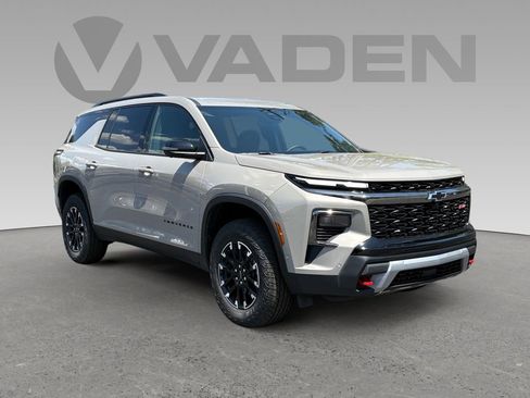 New 2026 Chevrolet Traverse Z71 w/ Enhanced Driving Package AWD/4WD image 1