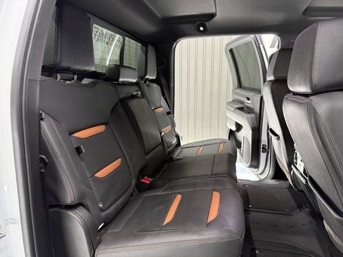 Used 2024 GMC Sierra 2500 AT4 w/ AT4 Preferred Package AWD/4WD image 32