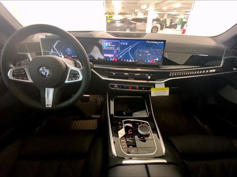 New 2026 BMW X5 xDrive40i w/ M Sport Package image 5