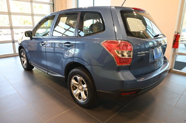 Used 2015 Subaru Forester 2.5i AWD/4WD image 10