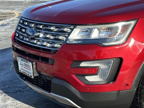 Used 2017 Ford Explorer Limited w/ Equipment Group 301A image 7
