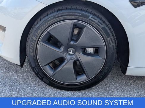 Used 2023 Tesla Model 3 Standard Range RWD image 4