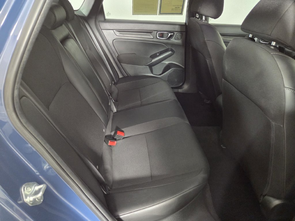 Used 2025 Honda Civic Sport image 27