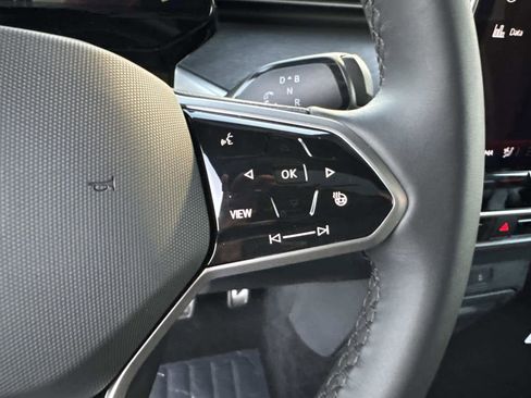 New 2025 Volkswagen ID. Buzz Pro S Plus image 30