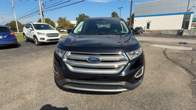 Used 2018 Ford Edge SEL w/ Equipment Group 201A FWD image 3