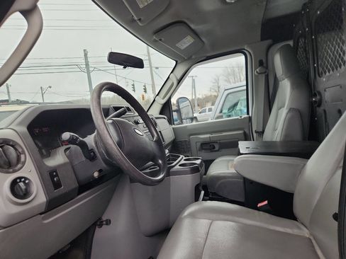 Used 2014 Ford E-250 and Econoline 250 E 250 3dr Cargo Van image 7